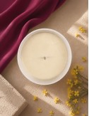 Bougie Madeleine de Pourpre. Cire végétale sans paraffine,
Combustion propre.