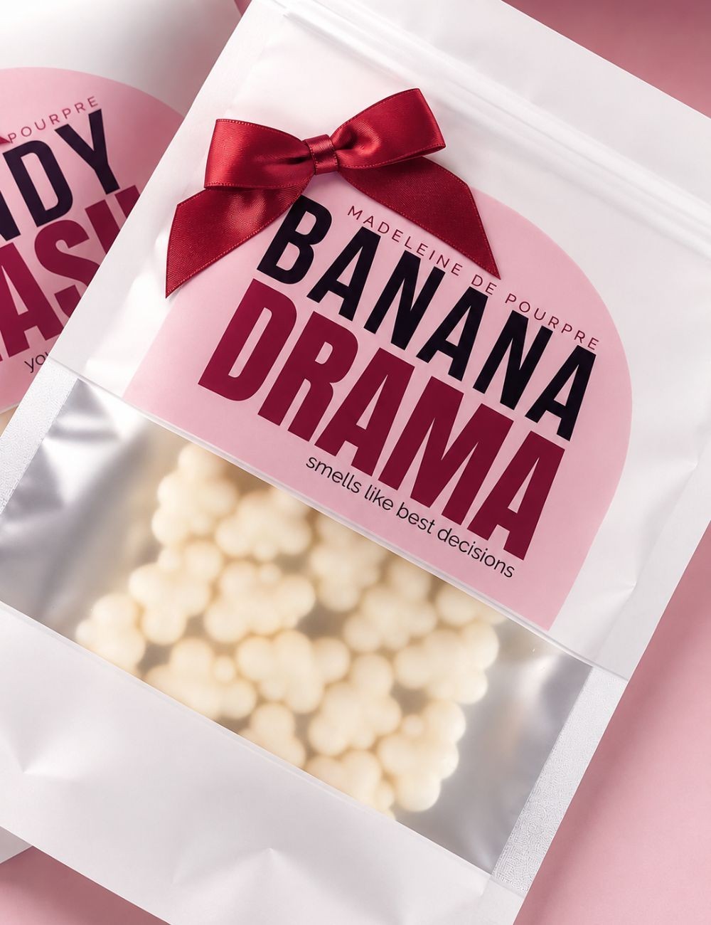 Nuages enchantés,fondants parfumés Madeleine de Pourpre.Sachet format 100g pour parfumer la maison. Cire végétale .